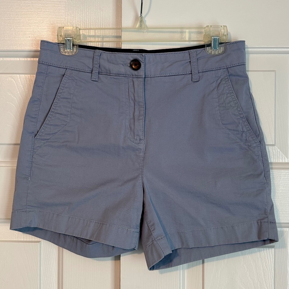 Boden 'Daisy' Chino Shorts in Sea Mist 4" inseam size 4